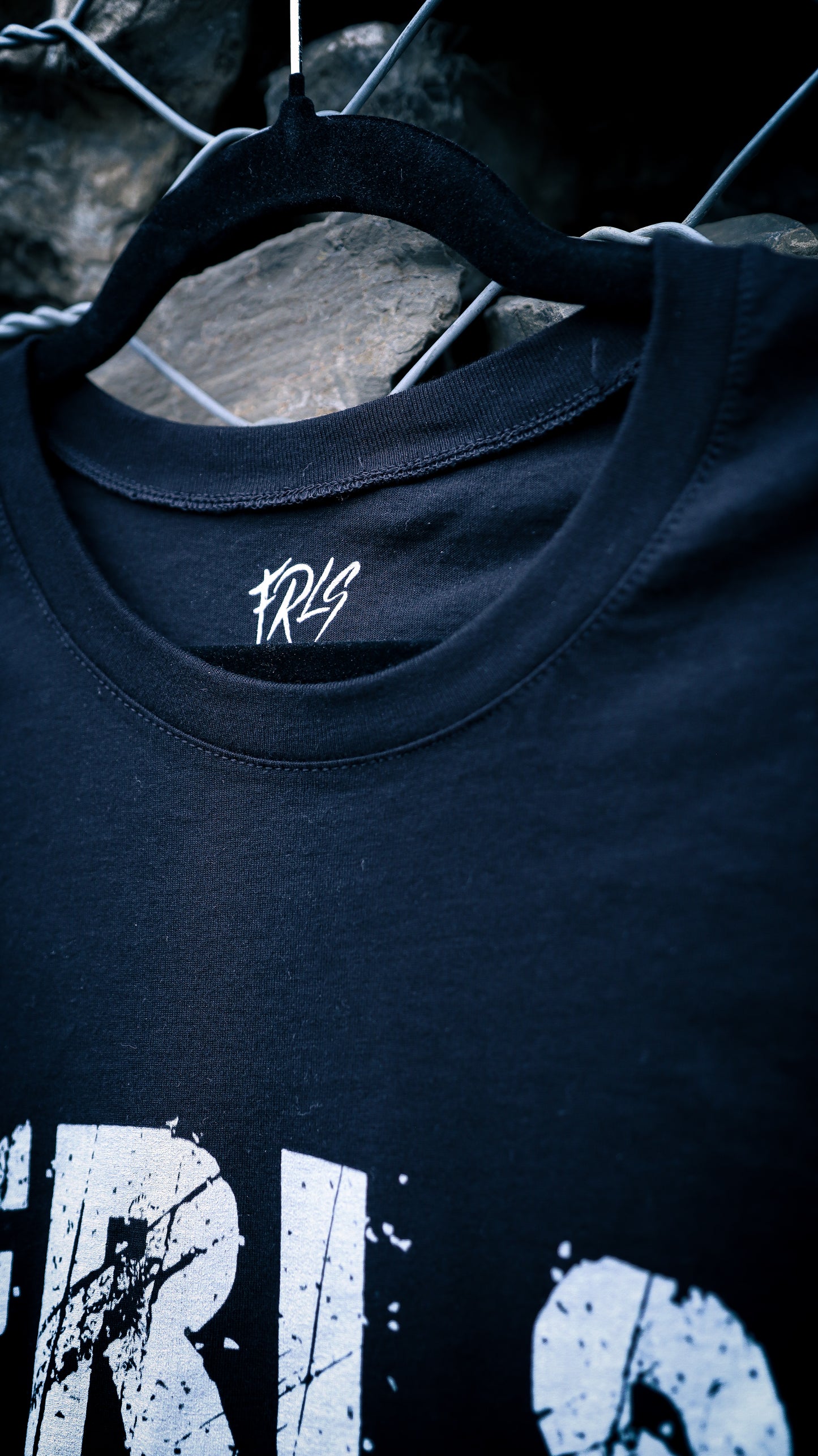 FRLS "grit" sleeveless tee